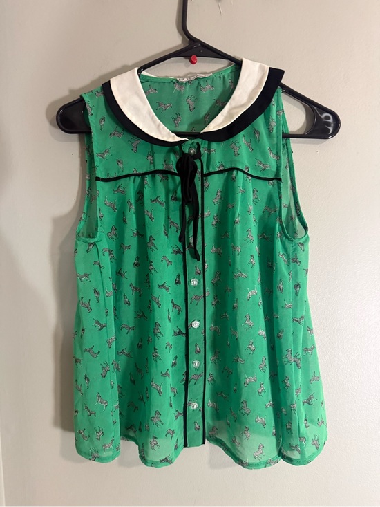 hot options Other - HOT Options Zebra Print Sleeveless Blouse Green Peter Pan Collar Size 10